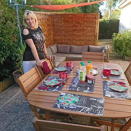 Bed and Breakfast Chez Maryna Longpont-sur-Orge Экстерьер фото